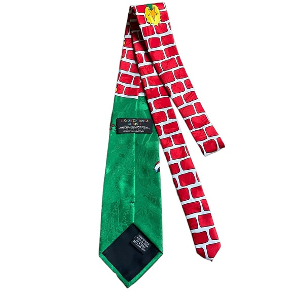 Looney Toons Christmas Tie - Picture 5 of 7